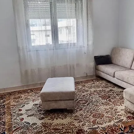 شقة Migjeni